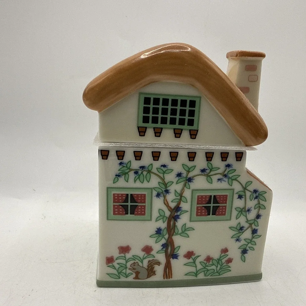 Lenox CANTERBURY CROSSING Spice Village Jar MUSTARD Never Used